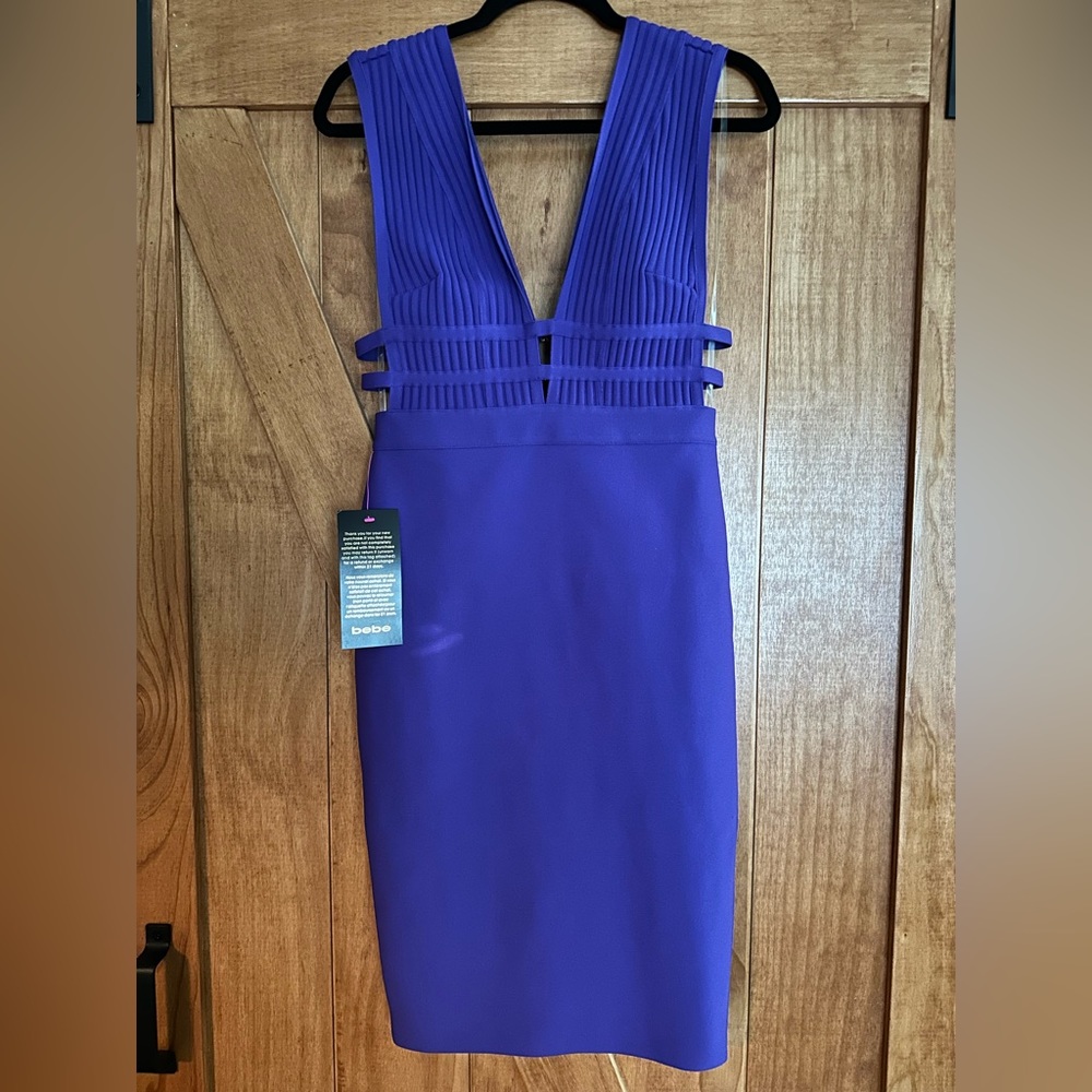 COPY - Bebe Plunge Neck Bandage Dress